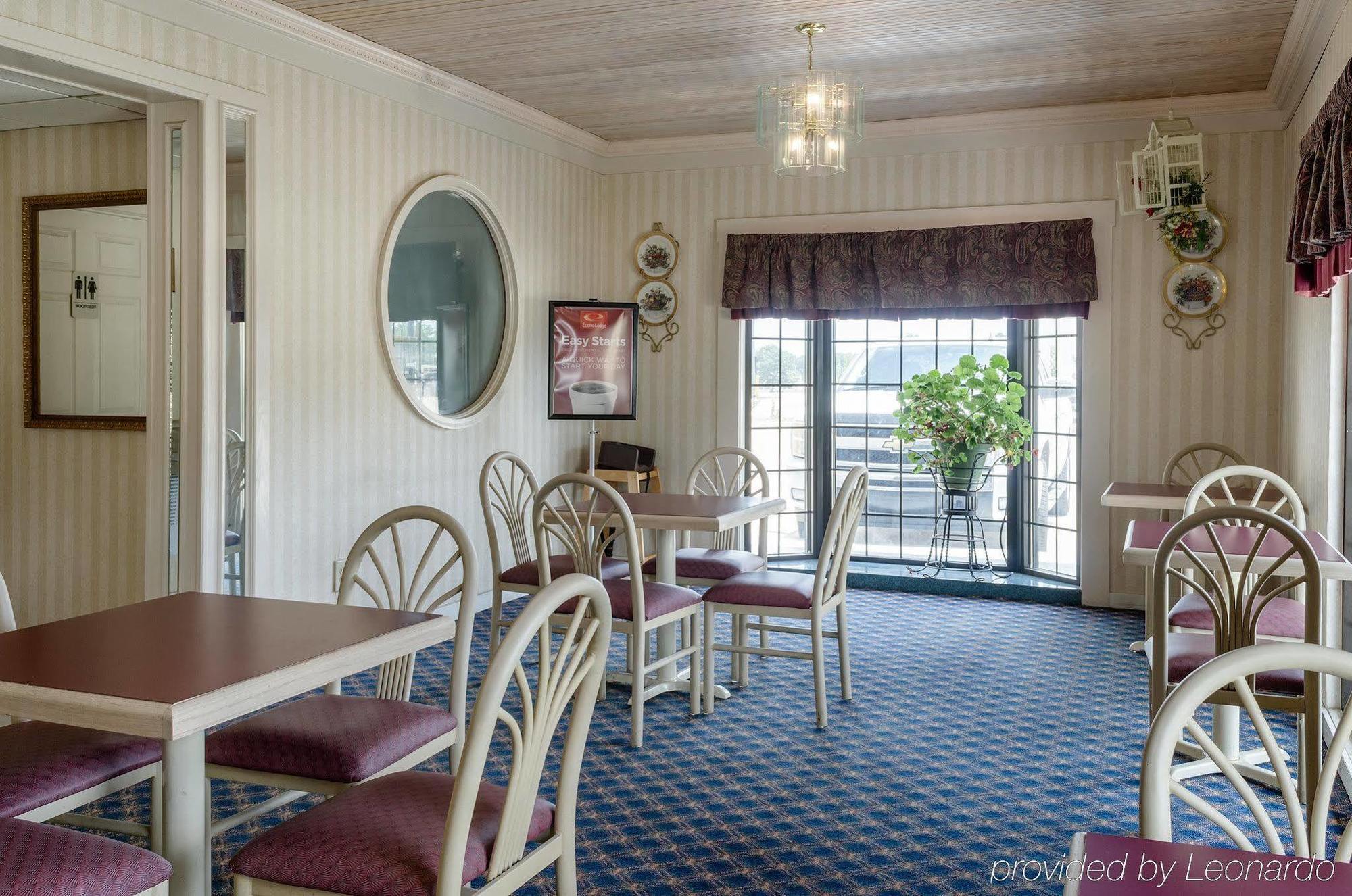Econo Lodge Inn & Suites Philadelphia Exterior foto
